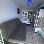 Aronis Spyros Panoramic Seaview Apartment *