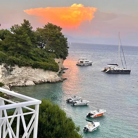 Aronis Spyros Panoramic Seaview Appartement