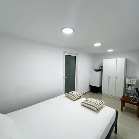 Aronis Spyros Panoramic Seaview Apartamento Longós