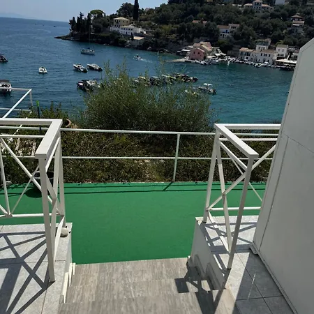 Aronis Spyros Panoramic Seaview Λογγός