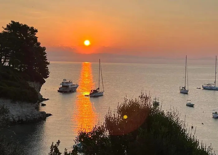 Aronis Spyros Panoramic Seaview *